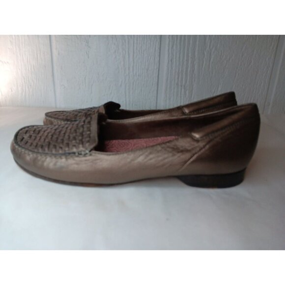 Vtg Cole Haan Womens 8 Loafer Slip-on Shoe Bronze Metallic Woven Leather Sole - Picture 3 of 8